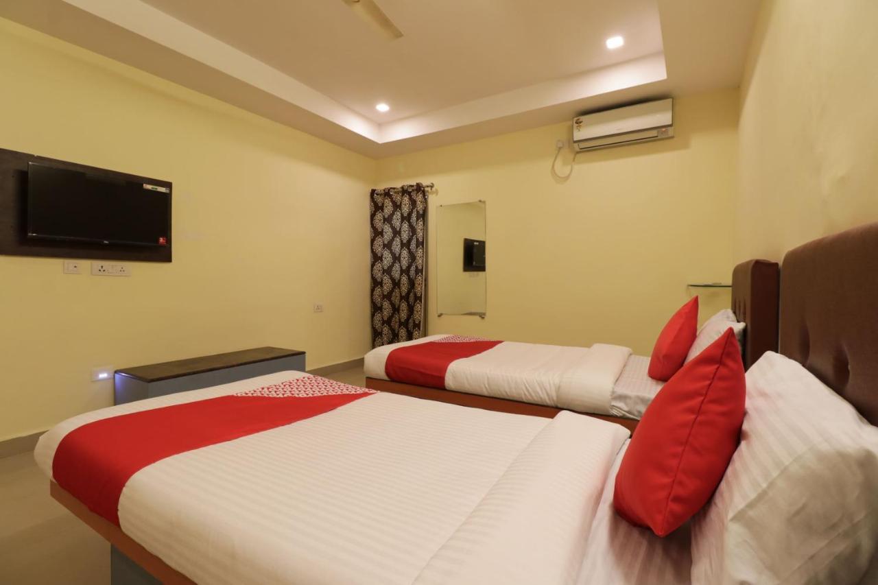 Oyo 29259 Hotel Rama Royal Nellore Εξωτερικό φωτογραφία