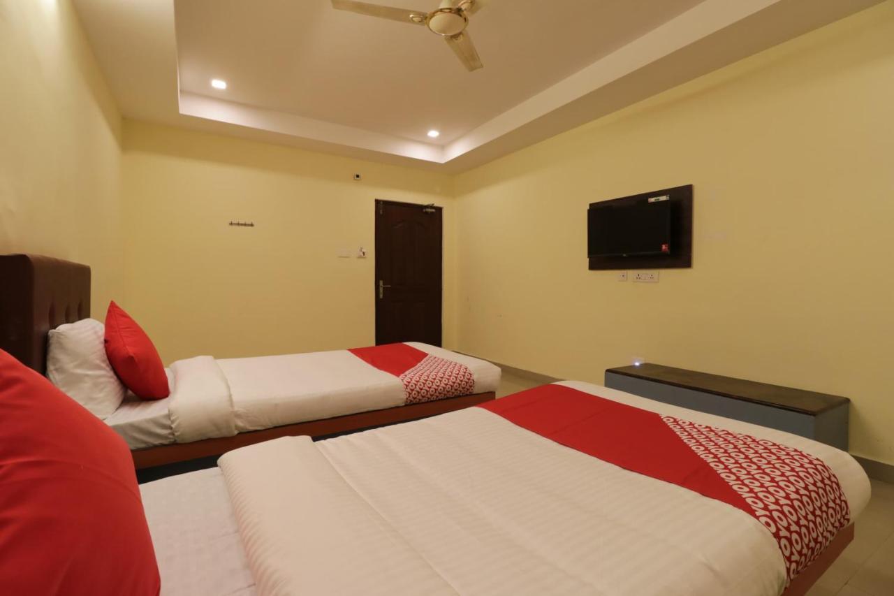 Oyo 29259 Hotel Rama Royal Nellore Εξωτερικό φωτογραφία